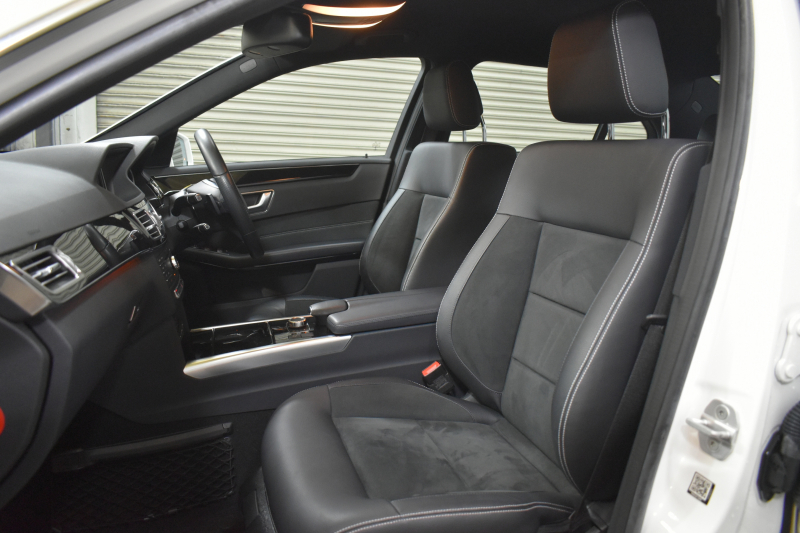 メルセデスベンツ Eクラス E250 AVG AMGｽﾎﾟｰﾂ ﾚｰﾀﾞｰSP 後期 ﾋｰﾀｰ黒半革 ﾃﾞｨｽﾄﾛ Bｽﾎﾟｯﾄ Lｷｰﾌﾟ ｷｰﾚｽGo AMGｴｱﾛ18AW ﾊﾟｰｸﾄﾛ LEDﾍｯﾄﾞ 駐車支援 地ﾃﾞｼﾞﾅﾋﾞ 360ｶﾒﾗ 2年保証