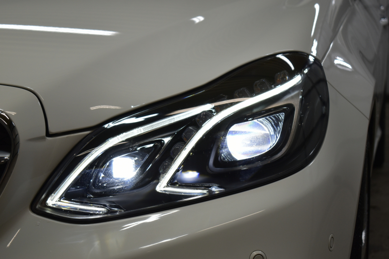 メルセデスベンツ Eクラス E250 AVG AMGｽﾎﾟｰﾂ ﾚｰﾀﾞｰSP 後期 ﾋｰﾀｰ黒半革 ﾃﾞｨｽﾄﾛ Bｽﾎﾟｯﾄ Lｷｰﾌﾟ ｷｰﾚｽGo AMGｴｱﾛ18AW ﾊﾟｰｸﾄﾛ LEDﾍｯﾄﾞ 駐車支援 地ﾃﾞｼﾞﾅﾋﾞ 360ｶﾒﾗ 2年保証