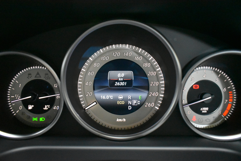 メルセデスベンツ Eクラス E250 AVG AMGｽﾎﾟｰﾂ ﾚｰﾀﾞｰSP 後期 ﾋｰﾀｰ黒半革 ﾃﾞｨｽﾄﾛ Bｽﾎﾟｯﾄ Lｷｰﾌﾟ ｷｰﾚｽGo AMGｴｱﾛ18AW ﾊﾟｰｸﾄﾛ LEDﾍｯﾄﾞ 駐車支援 地ﾃﾞｼﾞﾅﾋﾞ 360ｶﾒﾗ 2年保証