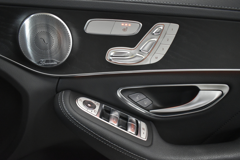 メルセデスベンツ Cクラス C250ﾜｺﾞﾝ ｽﾎﾟｰﾂ 本革仕様 ﾚｰﾀﾞｰｾｰﾌﾃｨP 高出力EG 211馬力 1ｵﾅ ﾋｰﾀｰ黒本革 ﾃﾞｨｽﾄﾛ BSM Lｷｰﾌﾟ AMGｴｱﾛ19AW ｷｰﾚｽGO ﾊﾟｰｸﾄﾛ HUD ﾌｯﾄｹﾞｰﾄ ﾌﾞﾙﾒｽﾀｰ LEDﾍｯﾄﾞﾗｲﾄ ﾏﾙﾁｶﾗｰｱﾝﾋﾞｴﾝﾄ 地ﾃﾞｼﾞHDDﾅﾋﾞ Bｶﾒﾗ 2年保証