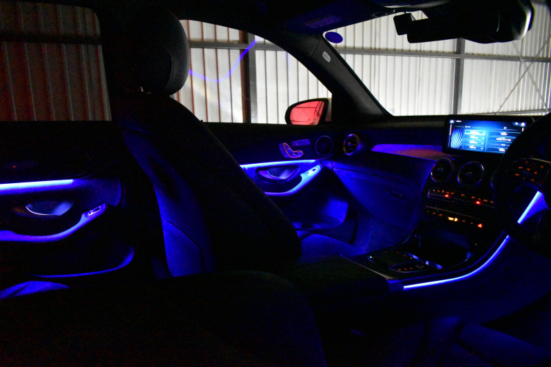 メルセデスベンツ GLC GLC300 4ﾏﾁｯｸ AMGﾗｲﾝ ﾚｰﾀﾞｰｾｰﾌﾃｨP 後期型 1ｵｰﾅｰ MEｺﾈｸﾄ 9速 ﾋｰﾀ付黒半革 ﾃﾞｨｽﾄﾛ BSM Lﾁｪﾝｼﾞ AMGｴｱﾛ20AW PTS ﾌｯﾄｹﾞｰﾄ  地ﾃﾞｼﾞﾅﾋﾞ 360ｶﾒﾗ 2年保証