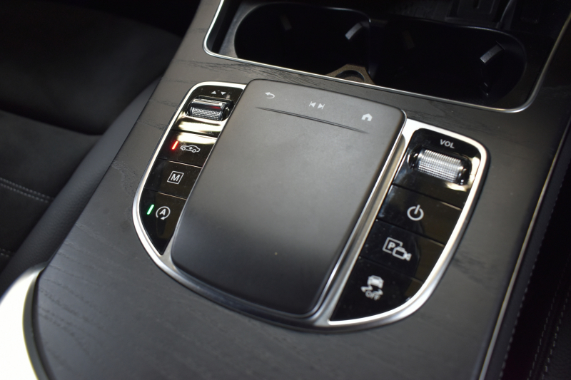 メルセデスベンツ GLC GLC300 4ﾏﾁｯｸ AMGﾗｲﾝ ﾚｰﾀﾞｰｾｰﾌﾃｨP 後期型 1ｵｰﾅｰ MEｺﾈｸﾄ 9速 ﾋｰﾀ付黒半革 ﾃﾞｨｽﾄﾛ BSM Lﾁｪﾝｼﾞ AMGｴｱﾛ20AW PTS ﾌｯﾄｹﾞｰﾄ  地ﾃﾞｼﾞﾅﾋﾞ 360ｶﾒﾗ 2年保証