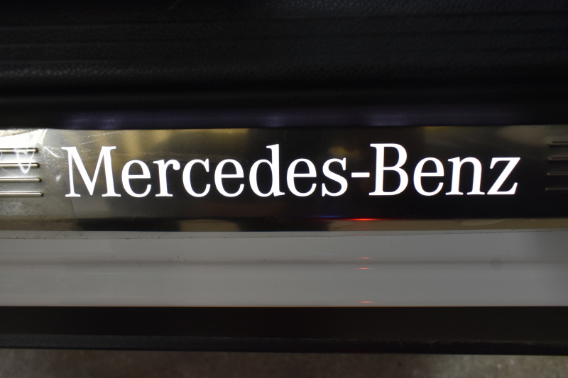 メルセデスベンツ GLC GLC300 4ﾏﾁｯｸ AMGﾗｲﾝ ﾚｰﾀﾞｰｾｰﾌﾃｨP 後期型 1ｵｰﾅｰ MEｺﾈｸﾄ 9速 ﾋｰﾀ付黒半革 ﾃﾞｨｽﾄﾛ BSM Lﾁｪﾝｼﾞ AMGｴｱﾛ20AW PTS ﾌｯﾄｹﾞｰﾄ  地ﾃﾞｼﾞﾅﾋﾞ 360ｶﾒﾗ 2年保証