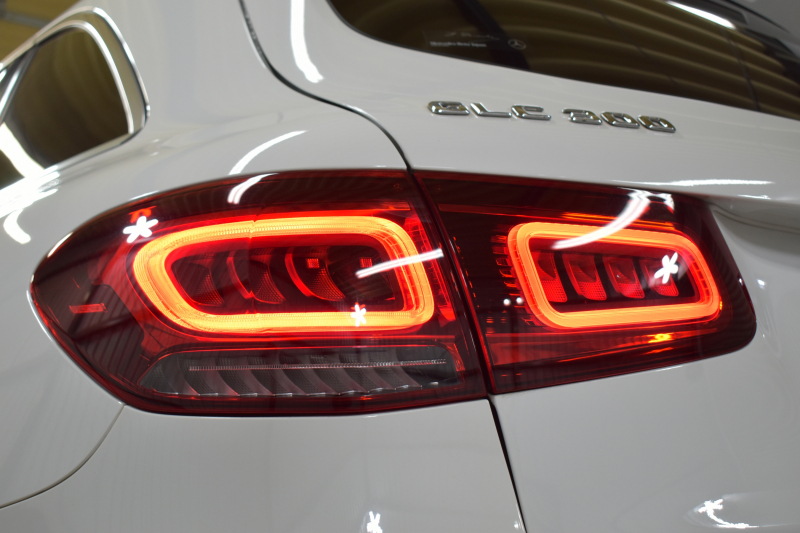 メルセデスベンツ GLC GLC300 4ﾏﾁｯｸ AMGﾗｲﾝ ﾚｰﾀﾞｰｾｰﾌﾃｨP 後期型 1ｵｰﾅｰ MEｺﾈｸﾄ 9速 ﾋｰﾀ付黒半革 ﾃﾞｨｽﾄﾛ BSM Lﾁｪﾝｼﾞ AMGｴｱﾛ20AW PTS ﾌｯﾄｹﾞｰﾄ  地ﾃﾞｼﾞﾅﾋﾞ 360ｶﾒﾗ 2年保証