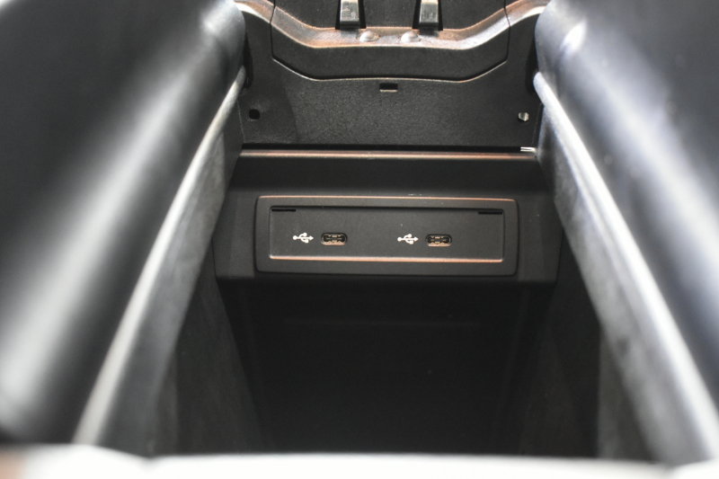 メルセデスベンツ Bクラス B200d AMGﾗｲﾝ AMGﾚｻﾞｰｴｸｽｸﾙｰｼﾌﾞP ｱﾄﾞﾊﾞﾝｽﾄﾞP ﾚｰﾀﾞｰSP MEｺﾈ MBUXｼｽﾃﾑ ﾊﾟﾉﾗﾏR ﾋｰﾀｰ付黒灰革 ACC BSM Lﾁｪﾝｼﾞ AMGｴｱﾛ18AW ﾏﾙﾁLED HUD ﾌｯﾄﾄﾗﾝｸ 対話式ﾅﾋﾞTV 360ｶﾒﾗ 2年保証