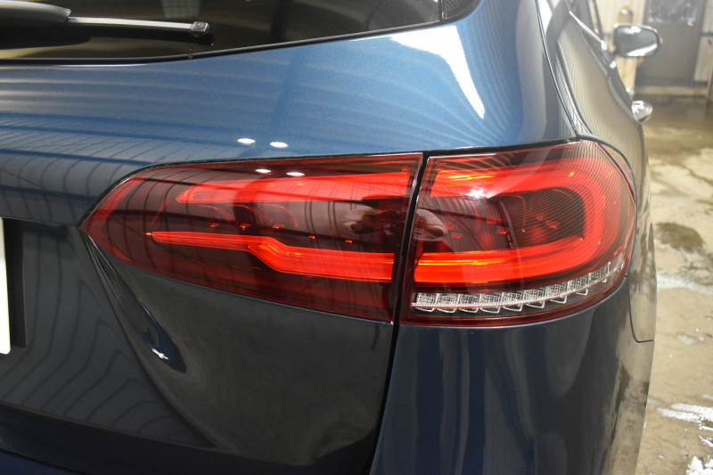 メルセデスベンツ Bクラス B200d AMGﾗｲﾝ AMGﾚｻﾞｰｴｸｽｸﾙｰｼﾌﾞP ｱﾄﾞﾊﾞﾝｽﾄﾞP ﾚｰﾀﾞｰSP MEｺﾈ MBUXｼｽﾃﾑ ﾊﾟﾉﾗﾏR ﾋｰﾀｰ付黒灰革 ACC BSM Lﾁｪﾝｼﾞ AMGｴｱﾛ18AW ﾏﾙﾁLED HUD ﾌｯﾄﾄﾗﾝｸ 対話式ﾅﾋﾞTV 360ｶﾒﾗ 2年保証