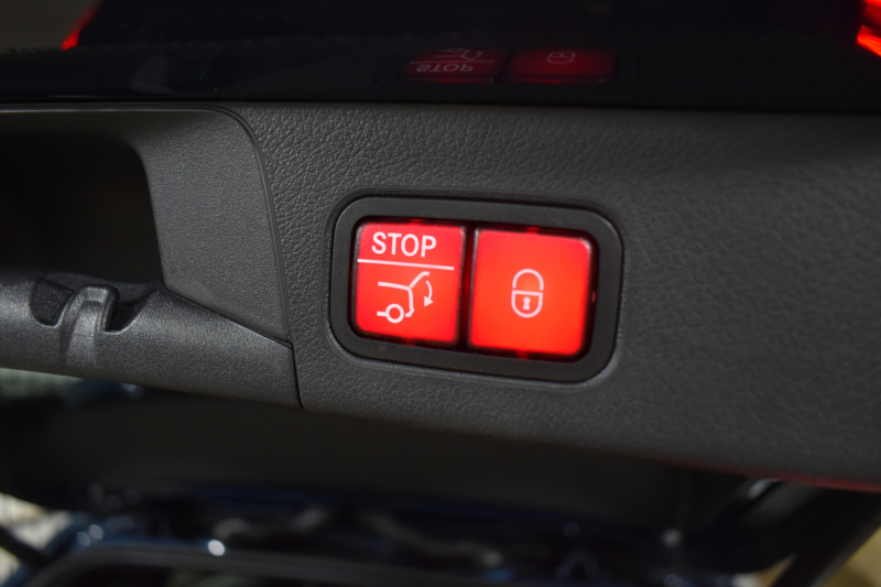 メルセデスベンツ Bクラス B200d AMGﾗｲﾝ AMGﾚｻﾞｰｴｸｽｸﾙｰｼﾌﾞP ｱﾄﾞﾊﾞﾝｽﾄﾞP ﾚｰﾀﾞｰSP MEｺﾈ MBUXｼｽﾃﾑ ﾊﾟﾉﾗﾏR ﾋｰﾀｰ付黒灰革 ACC BSM Lﾁｪﾝｼﾞ AMGｴｱﾛ18AW ﾏﾙﾁLED HUD ﾌｯﾄﾄﾗﾝｸ 対話式ﾅﾋﾞTV 360ｶﾒﾗ 2年保証