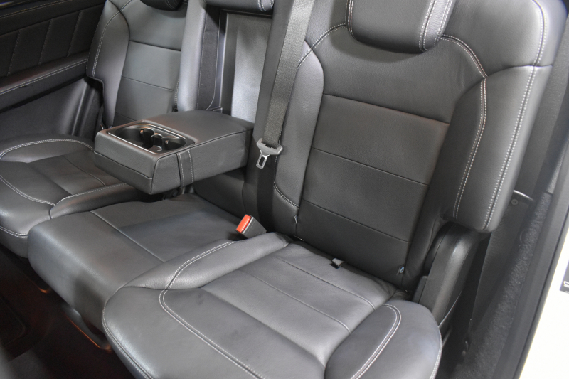 メルセデスベンツ GLクラス GL350 ﾌﾞﾙｰﾃｯｸ 4M ﾚｻﾞｰｴｸｽｸﾙｰｼﾌﾞP ﾚｰﾀﾞｰｾｰﾌﾃｨP  V6/3.0Lﾃﾞｨｰｾﾞﾙ ﾊﾟﾉﾗﾏｻﾝﾙｰﾌ 黒革 ﾃﾞｨｽﾄﾛ ﾌﾞﾗｲﾝﾄﾞｽﾎﾟｯﾄ ﾚｰﾝｷｰﾌﾟ HDDﾅﾋﾞTV 360ｶﾒﾗ ｷｰﾚｽGO 20AW ｻｲﾄﾞﾗﾝﾆﾝｸﾞﾎﾞｰﾄﾞ ｵｰﾄﾃｰﾙｹﾞｰﾄ 2年保証