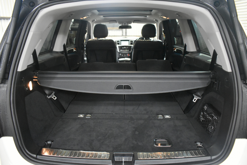 メルセデスベンツ GLクラス GL350 ﾌﾞﾙｰﾃｯｸ 4M ﾚｻﾞｰｴｸｽｸﾙｰｼﾌﾞP ﾚｰﾀﾞｰｾｰﾌﾃｨP  V6/3.0Lﾃﾞｨｰｾﾞﾙ ﾊﾟﾉﾗﾏｻﾝﾙｰﾌ 黒革 ﾃﾞｨｽﾄﾛ ﾌﾞﾗｲﾝﾄﾞｽﾎﾟｯﾄ ﾚｰﾝｷｰﾌﾟ HDDﾅﾋﾞTV 360ｶﾒﾗ ｷｰﾚｽGO 20AW ｻｲﾄﾞﾗﾝﾆﾝｸﾞﾎﾞｰﾄﾞ ｵｰﾄﾃｰﾙｹﾞｰﾄ 2年保証