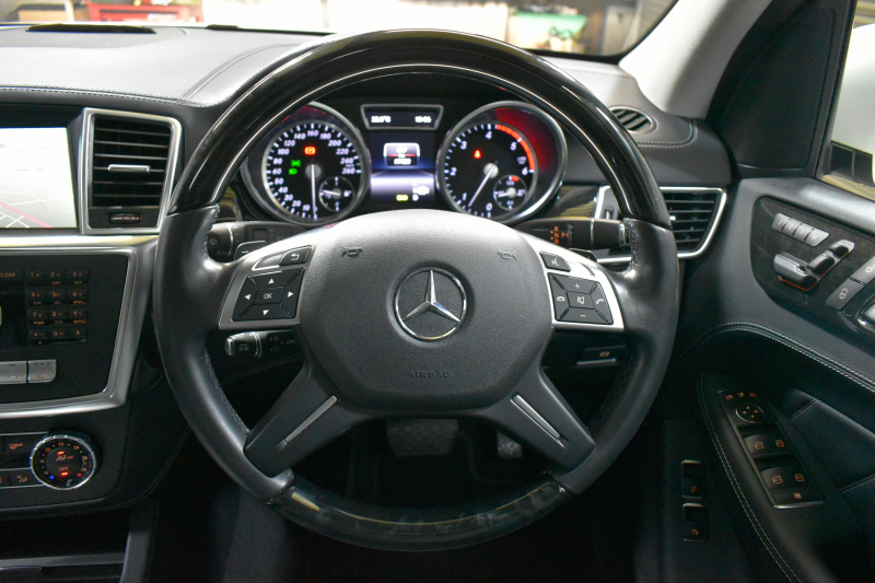 メルセデスベンツ GLクラス GL350 ﾌﾞﾙｰﾃｯｸ 4M ﾚｻﾞｰｴｸｽｸﾙｰｼﾌﾞP ﾚｰﾀﾞｰｾｰﾌﾃｨP  V6/3.0Lﾃﾞｨｰｾﾞﾙ ﾊﾟﾉﾗﾏｻﾝﾙｰﾌ 黒革 ﾃﾞｨｽﾄﾛ ﾌﾞﾗｲﾝﾄﾞｽﾎﾟｯﾄ ﾚｰﾝｷｰﾌﾟ HDDﾅﾋﾞTV 360ｶﾒﾗ ｷｰﾚｽGO 20AW ｻｲﾄﾞﾗﾝﾆﾝｸﾞﾎﾞｰﾄﾞ ｵｰﾄﾃｰﾙｹﾞｰﾄ 2年保証