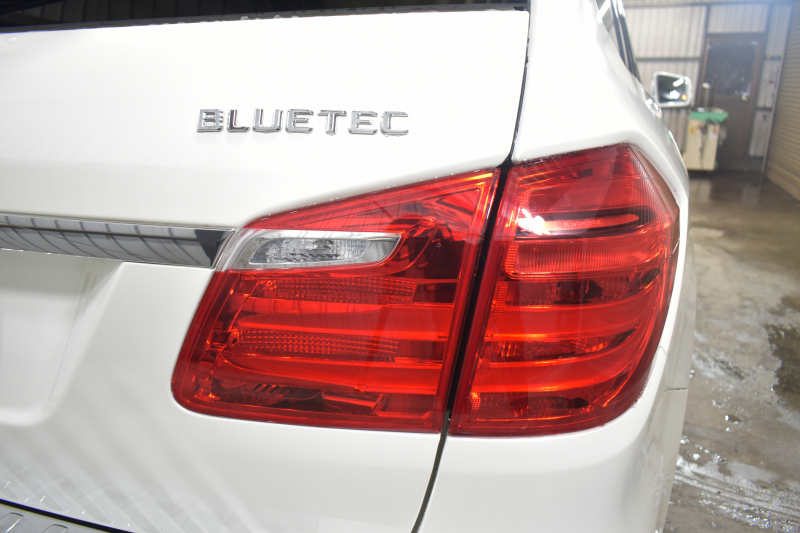 メルセデスベンツ GLクラス GL350 ﾌﾞﾙｰﾃｯｸ 4M ﾚｻﾞｰｴｸｽｸﾙｰｼﾌﾞP ﾚｰﾀﾞｰｾｰﾌﾃｨP  V6/3.0Lﾃﾞｨｰｾﾞﾙ ﾊﾟﾉﾗﾏｻﾝﾙｰﾌ 黒革 ﾃﾞｨｽﾄﾛ ﾌﾞﾗｲﾝﾄﾞｽﾎﾟｯﾄ ﾚｰﾝｷｰﾌﾟ HDDﾅﾋﾞTV 360ｶﾒﾗ ｷｰﾚｽGO 20AW ｻｲﾄﾞﾗﾝﾆﾝｸﾞﾎﾞｰﾄﾞ ｵｰﾄﾃｰﾙｹﾞｰﾄ 2年保証