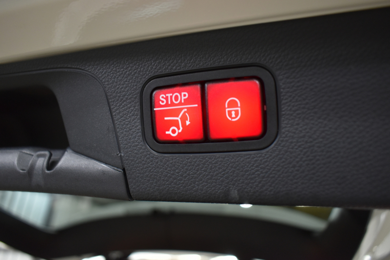 メルセデスベンツ GLC GLC300 4ﾏﾁｯｸ AMGﾗｲﾝ ﾚｻﾞｰｴｸｽｸﾙｰｼﾌﾞP ﾚｰﾀﾞｰｾｰﾌﾃｨP 後期型 ﾊﾟﾉﾗﾏｻﾝﾙｰﾌ ﾋｰﾀｰ/ﾍﾞﾝﾁﾚｰｼｮﾝ黒革 ﾌﾞﾙﾒｽﾀｰ HUD AMGｴｱﾛ20AW MBUXﾅﾋﾞTV 360ｶﾒﾗ 液晶ﾒｰﾀｰ ﾃﾞｨｽﾄﾛ ﾌﾞﾗｲﾝﾄﾞS ﾚｰﾝｷｰﾌﾟ ｷｰﾚｽGO ﾌｯﾄｹﾞｰﾄ 2年保証