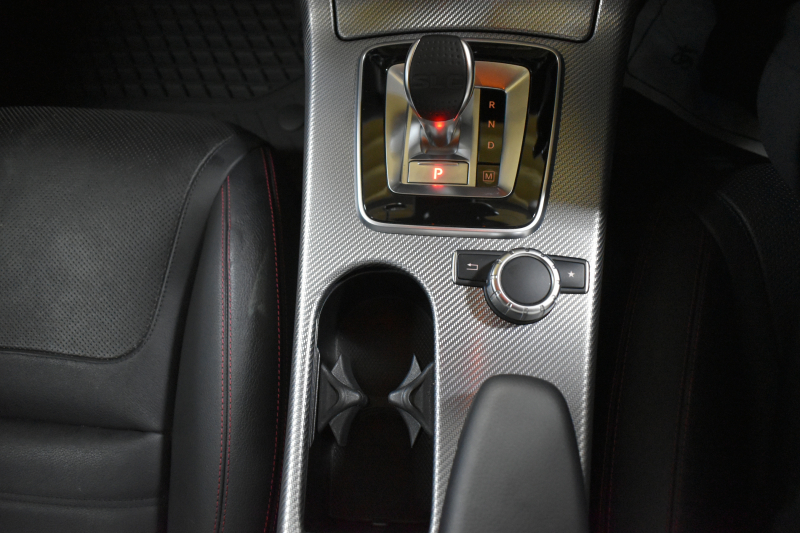 メルセデスベンツ SLCクラス SLC200 ｽﾎﾟｰﾂ ﾚｰﾀﾞｰｾｰﾌﾃｨP AMGｽﾀｲﾘﾝｸﾞP ﾀﾞｲﾅﾐｯｸﾊﾝﾄﾞﾘﾝｸﾞP 2.0L/184馬力 9速AT 黒革 ｴｱｽｶｰﾌ ﾊｰﾏﾝｶｰﾄﾞﾝ AMGｴｱﾛ18AW ﾃﾞｨｽﾄﾛ ﾌﾞﾗｲﾝﾄﾞS ｷｰﾚｽGO ﾅﾋﾞTV Bｶﾒﾗ PTS 電動ｵｰﾌﾟﾝ 2年保証