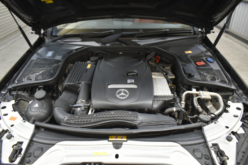 メルセデスベンツ Cクラス C180ｸｰﾍﾟ ｽﾎﾟｰﾂ+ ﾚｻﾞｰｴｸｽｸﾙｰｼﾌﾞ ﾚｰﾀﾞｰｾｰﾌﾃｨP ﾊﾟﾉﾗﾏｻﾝﾙｰﾌ ﾋｰﾀｰ赤本革 ACC BSM Lｷｰﾌﾟ AMGｴｱﾛ19AW HUD ｷｰﾚｽGo ﾊﾟｰｸﾄﾛ LEDﾍｯﾄﾞﾗｲﾄ ｴｱﾊﾞﾗﾝｽP 地ﾃﾞｼﾞﾅﾋﾞ Bｶﾒﾗ 2年保証