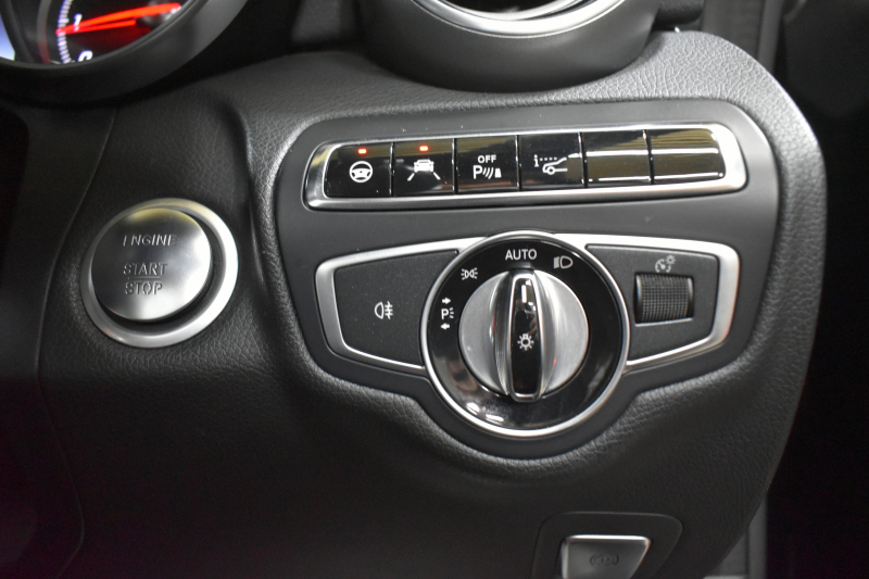 メルセデスベンツ Cクラス C180ｸｰﾍﾟ ｽﾎﾟｰﾂ+ ﾚｻﾞｰｴｸｽｸﾙｰｼﾌﾞ ﾚｰﾀﾞｰｾｰﾌﾃｨP ﾊﾟﾉﾗﾏｻﾝﾙｰﾌ ﾋｰﾀｰ赤本革 ACC BSM Lｷｰﾌﾟ AMGｴｱﾛ19AW HUD ｷｰﾚｽGo ﾊﾟｰｸﾄﾛ LEDﾍｯﾄﾞﾗｲﾄ ｴｱﾊﾞﾗﾝｽP 地ﾃﾞｼﾞﾅﾋﾞ Bｶﾒﾗ 2年保証