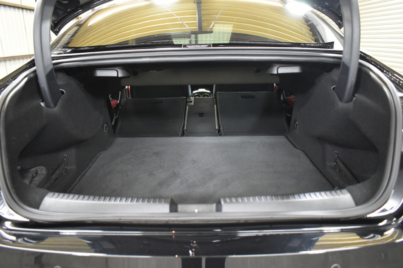 メルセデスベンツ CLAクラス CLA200d AMGﾗｲﾝ AMGﾚｻﾞｰｴｸｽｸﾙｰｼﾌﾞ ｱﾄﾞﾊﾞﾝｽﾄﾞP ﾚｰﾀﾞｰSP 1ｵｰﾅｰ ﾊﾟﾉﾗﾏｻﾝﾙｰﾌ ﾋｰﾀｰ赤黒革 ﾃﾞｨｽﾄﾛ Lﾁｪﾝｼﾞ AMGｴｱﾛ18AW ｷｰGO PTS ﾍｯﾄﾞｱｯﾌﾟD 対話式ﾅﾋﾞTV 360ｶﾒﾗ 2年保証