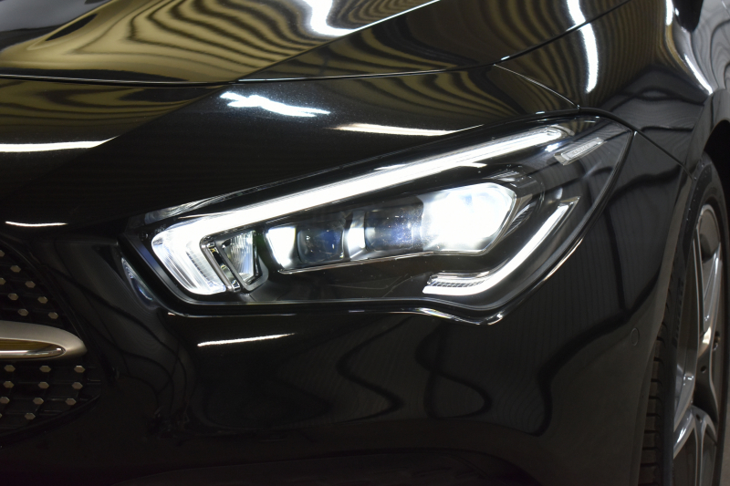 メルセデスベンツ CLAクラス CLA200d AMGﾗｲﾝ AMGﾚｻﾞｰｴｸｽｸﾙｰｼﾌﾞ ｱﾄﾞﾊﾞﾝｽﾄﾞP ﾚｰﾀﾞｰSP 1ｵｰﾅｰ ﾊﾟﾉﾗﾏｻﾝﾙｰﾌ ﾋｰﾀｰ赤黒革 ﾃﾞｨｽﾄﾛ Lﾁｪﾝｼﾞ AMGｴｱﾛ18AW ｷｰGO PTS ﾍｯﾄﾞｱｯﾌﾟD 対話式ﾅﾋﾞTV 360ｶﾒﾗ 2年保証