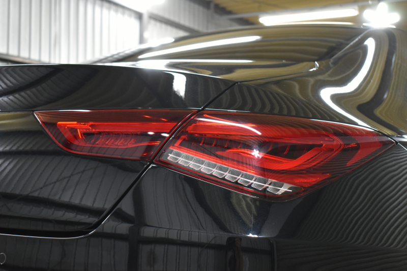 メルセデスベンツ CLAクラス CLA200d AMGﾗｲﾝ AMGﾚｻﾞｰｴｸｽｸﾙｰｼﾌﾞ ｱﾄﾞﾊﾞﾝｽﾄﾞP ﾚｰﾀﾞｰSP 1ｵｰﾅｰ ﾊﾟﾉﾗﾏｻﾝﾙｰﾌ ﾋｰﾀｰ赤黒革 ﾃﾞｨｽﾄﾛ Lﾁｪﾝｼﾞ AMGｴｱﾛ18AW ｷｰGO PTS ﾍｯﾄﾞｱｯﾌﾟD 対話式ﾅﾋﾞTV 360ｶﾒﾗ 2年保証