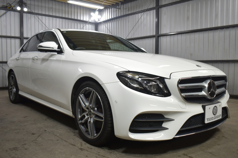 メルセデスベンツ Eクラス E200 AVG AMGﾗｲﾝ ｴｸｽｸﾙｰｼﾌﾞP ﾚｰﾀﾞｰｾｰﾌﾃｨP 中期型 BSG搭載 黒革 ﾌﾞﾙﾒｽﾀｰ ﾍｯﾄﾞｱｯﾌﾟD ｴｱﾊﾞﾗﾝｽP 電動ﾄﾗﾝｸ AMGｴｱﾛ19AW ﾃﾞｨｽﾄﾛﾆｯｸ ﾌﾞﾗｲﾝﾄﾞｽﾎﾟｯﾄ ﾚｰﾝｷｰﾌﾟ ﾅﾋﾞTV 360ｶﾒﾗ ｷｰﾚｽGO 2年保証