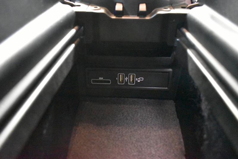 メルセデスベンツ Eクラス E200 AVG AMGﾗｲﾝ ｴｸｽｸﾙｰｼﾌﾞP ﾚｰﾀﾞｰｾｰﾌﾃｨP 中期型 BSG搭載 黒革 ﾌﾞﾙﾒｽﾀｰ ﾍｯﾄﾞｱｯﾌﾟD ｴｱﾊﾞﾗﾝｽP 電動ﾄﾗﾝｸ AMGｴｱﾛ19AW ﾃﾞｨｽﾄﾛﾆｯｸ ﾌﾞﾗｲﾝﾄﾞｽﾎﾟｯﾄ ﾚｰﾝｷｰﾌﾟ ﾅﾋﾞTV 360ｶﾒﾗ ｷｰﾚｽGO 2年保証