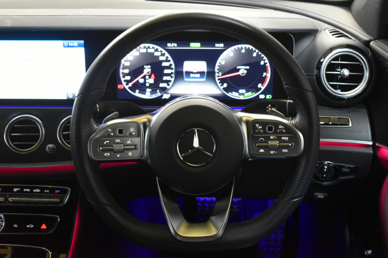 メルセデスベンツ Eクラス E200 AVG AMGﾗｲﾝ ｴｸｽｸﾙｰｼﾌﾞP ﾚｰﾀﾞｰｾｰﾌﾃｨP 中期型 BSG搭載 黒革 ﾌﾞﾙﾒｽﾀｰ ﾍｯﾄﾞｱｯﾌﾟD ｴｱﾊﾞﾗﾝｽP 電動ﾄﾗﾝｸ AMGｴｱﾛ19AW ﾃﾞｨｽﾄﾛﾆｯｸ ﾌﾞﾗｲﾝﾄﾞｽﾎﾟｯﾄ ﾚｰﾝｷｰﾌﾟ ﾅﾋﾞTV 360ｶﾒﾗ ｷｰﾚｽGO 2年保証