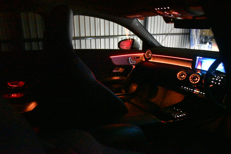 メルセデスベンツ CLAクラス CLA200d ｼｭｰﾃｨﾝｸﾞﾌﾞﾚｰｸ AMGﾗｲﾝP AMGﾚｻﾞｰｴｸｽｸﾙｰｼﾌﾞ ｱﾄﾞﾊﾞﾝｽﾄﾞ ﾚｰﾀﾞｰSP 燃費18.2km ﾃﾞｨｰｾﾞﾙTB ﾊﾟﾉﾗﾏｻﾝR ﾋｰﾀｰ黒灰革 ﾃﾞｨｽﾄﾛ BSM Lﾁｪﾝｼﾞ AMGｴｱﾛ18AW ｷｰﾚｽGO PTS  HUD 対話式ﾅﾋﾞ 360ｶﾒﾗ 2年保証