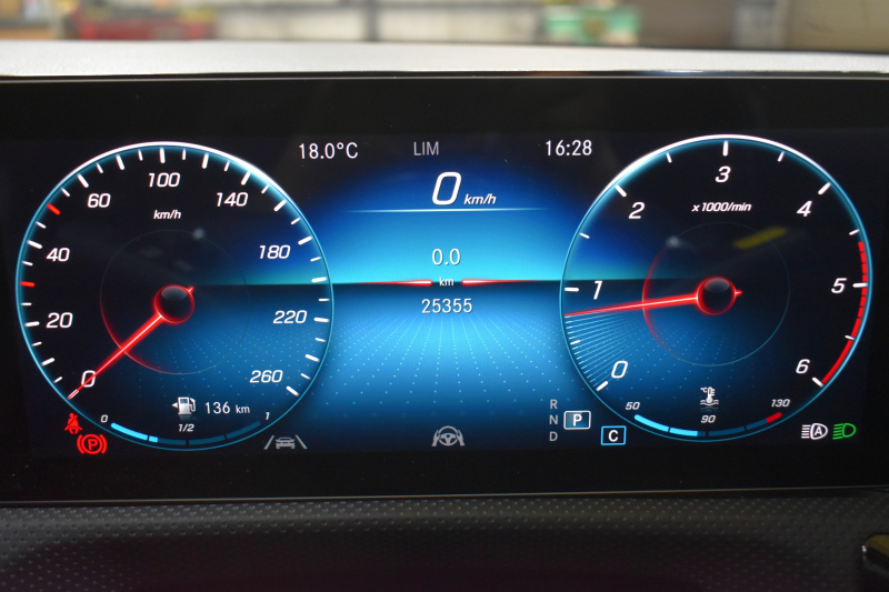 メルセデスベンツ CLAクラス CLA200d ｼｭｰﾃｨﾝｸﾞﾌﾞﾚｰｸ AMGﾗｲﾝP AMGﾚｻﾞｰｴｸｽｸﾙｰｼﾌﾞ ｱﾄﾞﾊﾞﾝｽﾄﾞ ﾚｰﾀﾞｰSP 燃費18.2km ﾃﾞｨｰｾﾞﾙTB ﾊﾟﾉﾗﾏｻﾝR ﾋｰﾀｰ黒灰革 ﾃﾞｨｽﾄﾛ BSM Lﾁｪﾝｼﾞ AMGｴｱﾛ18AW ｷｰﾚｽGO PTS  HUD 対話式ﾅﾋﾞ 360ｶﾒﾗ 2年保証