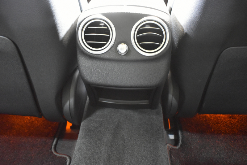 メルセデスベンツ Cクラス C180 ﾜｺﾞﾝ ﾛｰﾚｳｽｴﾃﾞｨｼｮﾝ ﾚｰﾀﾞｰｾｰﾌﾃｨP 特別仕様車 前期最終型 MEｺﾈｸﾄ ｺﾗﾑ9速 ﾊﾟﾉﾗﾏｻﾝﾙｰﾌ ﾋｰﾀｰ黒革 ﾃﾞｨｽﾄﾛ BSM Lｷｰﾌﾟ AMGｴｱﾛ18AW ｷｰﾚｽGO PTS 電動ﾘｱｹﾞｰﾄ LEDﾍｯﾄﾞﾗｲﾄ 地ﾃﾞｼﾞﾅﾋﾞ Bｶﾒﾗ 2年保証