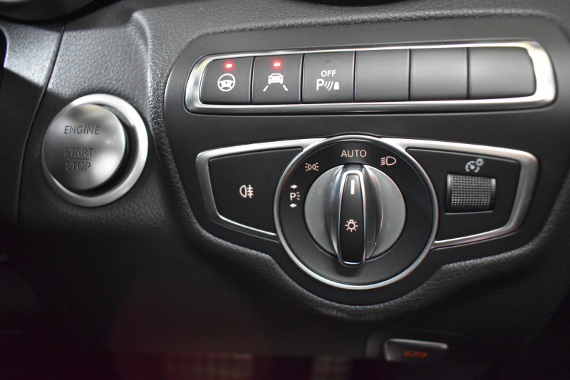 メルセデスベンツ Cクラス C180 ﾜｺﾞﾝ ﾛｰﾚｳｽｴﾃﾞｨｼｮﾝ ﾚｰﾀﾞｰｾｰﾌﾃｨP 特別仕様車 前期最終型 MEｺﾈｸﾄ ｺﾗﾑ9速 ﾊﾟﾉﾗﾏｻﾝﾙｰﾌ ﾋｰﾀｰ黒革 ﾃﾞｨｽﾄﾛ BSM Lｷｰﾌﾟ AMGｴｱﾛ18AW ｷｰﾚｽGO PTS 電動ﾘｱｹﾞｰﾄ LEDﾍｯﾄﾞﾗｲﾄ 地ﾃﾞｼﾞﾅﾋﾞ Bｶﾒﾗ 2年保証