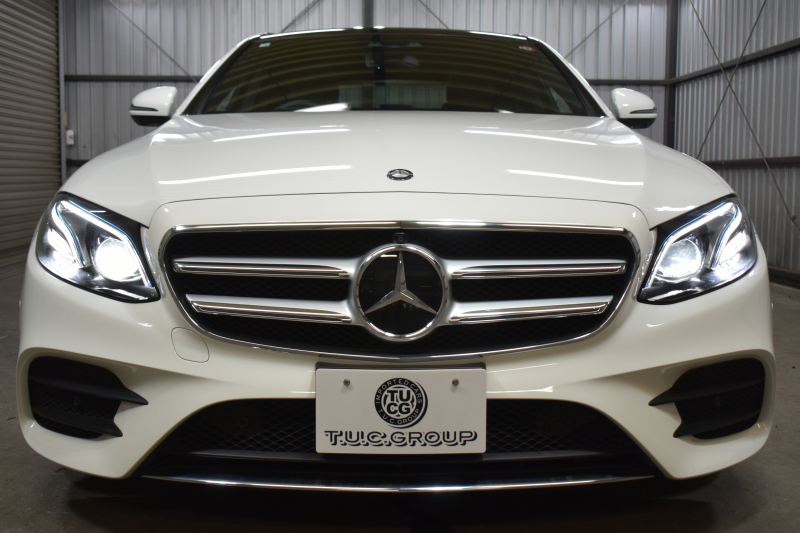 メルセデスベンツ Eクラス E250 AVG ｽﾎﾟｰﾂ ﾚｻﾞｰｴｸｽｸﾙｰｼﾌﾞP ﾚｰﾀﾞｰｾｰﾌﾃｨP ﾊﾟﾉﾗﾏｻﾝﾙｰﾌ 黒革 ﾌﾞﾙﾒｽﾀｰ ﾌｯﾄﾄﾗﾝｸ ｴｱﾊﾞﾗﾝｽP AMGｴｱﾛ19AW ﾃﾞｨｽﾄﾛ ﾌﾞﾗｲﾝﾄﾞS ﾚｰﾝｷｰﾌﾟ ﾅﾋﾞTV 360ｶﾒﾗ ｷｰﾚｽｺﾞｰ 2年保証