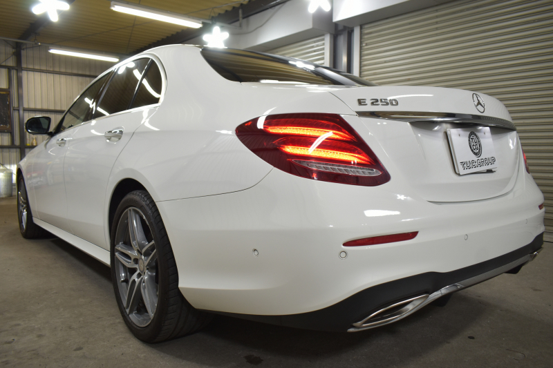 メルセデスベンツ Eクラス E250 AVG ｽﾎﾟｰﾂ ﾚｻﾞｰｴｸｽｸﾙｰｼﾌﾞP ﾚｰﾀﾞｰｾｰﾌﾃｨP ﾊﾟﾉﾗﾏｻﾝﾙｰﾌ 黒革 ﾌﾞﾙﾒｽﾀｰ ﾌｯﾄﾄﾗﾝｸ ｴｱﾊﾞﾗﾝｽP AMGｴｱﾛ19AW ﾃﾞｨｽﾄﾛ ﾌﾞﾗｲﾝﾄﾞS ﾚｰﾝｷｰﾌﾟ ﾅﾋﾞTV 360ｶﾒﾗ ｷｰﾚｽｺﾞｰ 2年保証