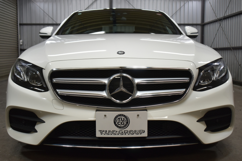 メルセデスベンツ Eクラス E250 AVG ｽﾎﾟｰﾂ ﾚｻﾞｰｴｸｽｸﾙｰｼﾌﾞP ﾚｰﾀﾞｰｾｰﾌﾃｨP ﾊﾟﾉﾗﾏｻﾝﾙｰﾌ 黒革 ﾌﾞﾙﾒｽﾀｰ ﾌｯﾄﾄﾗﾝｸ ｴｱﾊﾞﾗﾝｽP AMGｴｱﾛ19AW ﾃﾞｨｽﾄﾛ ﾌﾞﾗｲﾝﾄﾞS ﾚｰﾝｷｰﾌﾟ ﾅﾋﾞTV 360ｶﾒﾗ ｷｰﾚｽｺﾞｰ 2年保証