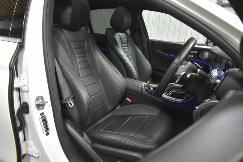 メルセデスベンツ Eクラス E250 AVG ｽﾎﾟｰﾂ ﾚｻﾞｰｴｸｽｸﾙｰｼﾌﾞP ﾚｰﾀﾞｰｾｰﾌﾃｨP ﾊﾟﾉﾗﾏｻﾝﾙｰﾌ 黒革 ﾌﾞﾙﾒｽﾀｰ ﾌｯﾄﾄﾗﾝｸ ｴｱﾊﾞﾗﾝｽP AMGｴｱﾛ19AW ﾃﾞｨｽﾄﾛ ﾌﾞﾗｲﾝﾄﾞS ﾚｰﾝｷｰﾌﾟ ﾅﾋﾞTV 360ｶﾒﾗ ｷｰﾚｽｺﾞｰ 2年保証