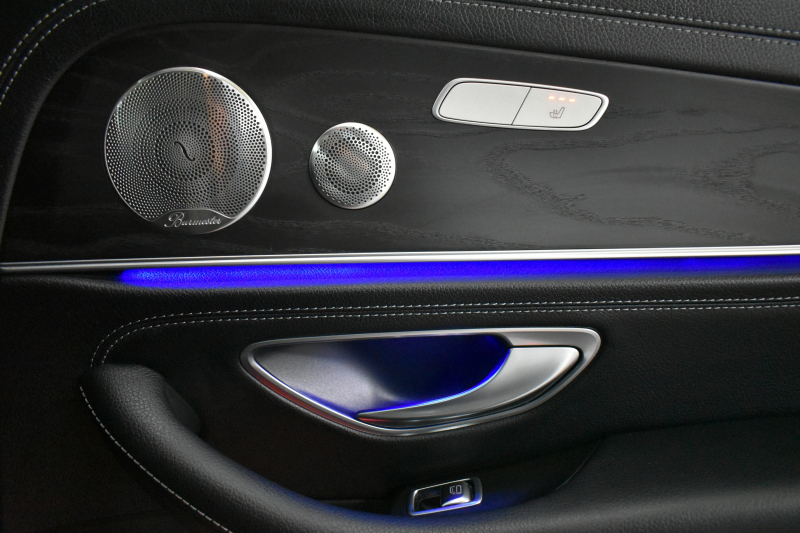 メルセデスベンツ Eクラス E250 AVG ｽﾎﾟｰﾂ ﾚｻﾞｰｴｸｽｸﾙｰｼﾌﾞP ﾚｰﾀﾞｰｾｰﾌﾃｨP ﾊﾟﾉﾗﾏｻﾝﾙｰﾌ 黒革 ﾌﾞﾙﾒｽﾀｰ ﾌｯﾄﾄﾗﾝｸ ｴｱﾊﾞﾗﾝｽP AMGｴｱﾛ19AW ﾃﾞｨｽﾄﾛ ﾌﾞﾗｲﾝﾄﾞS ﾚｰﾝｷｰﾌﾟ ﾅﾋﾞTV 360ｶﾒﾗ ｷｰﾚｽｺﾞｰ 2年保証