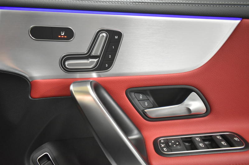 メルセデスベンツ CLAクラス CLA250 4M AMGﾗｲﾝ AMGﾚｻﾞｰｴｸｽｸﾙｰｼﾌﾞ ｱﾄﾞﾊﾞﾝｽﾄﾞ RSP ﾊﾟﾉﾗﾏｻﾝﾙｰﾌ 1ｵｰﾅｰ車両 ﾋｰﾀｰ赤黒革AC C Lﾁｪﾝｼﾞ AMGｴｱﾛ18AW ｷｰGO HUD 対話式ﾅﾋﾞ 360ｶﾒﾗ 2年保証