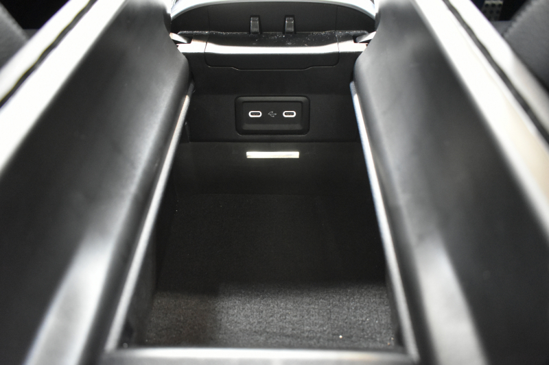 メルセデスベンツ Cクラス C200 4ﾏﾁｯｸ AVG AMGﾗｲﾝ ﾚｻﾞｰｴｸｽｸﾙｰｼﾌﾞ ﾚｰﾀﾞｰｾｰﾌﾃｨP ﾍﾞｰｼｯｸP  新型Cｸﾗｽ ISG搭載　9速 MEｺﾈｸﾄ 1ｵｰﾅｰ ﾊﾟﾉﾗﾏｻﾝﾙｰﾌ ﾋｰﾀｰ黒革 ACC LﾁｪﾝｼﾞA ﾌﾞﾗｲﾝﾄﾞS  AMGｴｱﾛ18AW MBUXﾅﾋﾞ360ｶﾒﾗ 2年保証