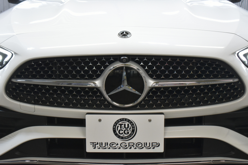 メルセデスベンツ Cクラス C200 4ﾏﾁｯｸ AVG AMGﾗｲﾝ ﾚｻﾞｰｴｸｽｸﾙｰｼﾌﾞ ﾚｰﾀﾞｰｾｰﾌﾃｨP ﾍﾞｰｼｯｸP  新型Cｸﾗｽ ISG搭載　9速 MEｺﾈｸﾄ 1ｵｰﾅｰ ﾊﾟﾉﾗﾏｻﾝﾙｰﾌ ﾋｰﾀｰ黒革 ACC LﾁｪﾝｼﾞA ﾌﾞﾗｲﾝﾄﾞS  AMGｴｱﾛ18AW MBUXﾅﾋﾞ360ｶﾒﾗ 2年保証