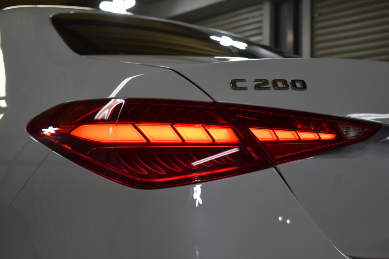 メルセデスベンツ Cクラス C200 4ﾏﾁｯｸ AVG AMGﾗｲﾝ ﾚｻﾞｰｴｸｽｸﾙｰｼﾌﾞ ﾚｰﾀﾞｰｾｰﾌﾃｨP ﾍﾞｰｼｯｸP  新型Cｸﾗｽ ISG搭載　9速 MEｺﾈｸﾄ 1ｵｰﾅｰ ﾊﾟﾉﾗﾏｻﾝﾙｰﾌ ﾋｰﾀｰ黒革 ACC LﾁｪﾝｼﾞA ﾌﾞﾗｲﾝﾄﾞS  AMGｴｱﾛ18AW MBUXﾅﾋﾞ360ｶﾒﾗ 2年保証