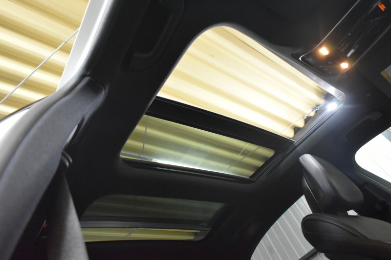 メルセデスベンツ Cクラス C200 4ﾏﾁｯｸ AVG AMGﾗｲﾝ ﾚｻﾞｰｴｸｽｸﾙｰｼﾌﾞ ﾚｰﾀﾞｰｾｰﾌﾃｨP ﾍﾞｰｼｯｸP  新型Cｸﾗｽ ISG搭載　9速 MEｺﾈｸﾄ 1ｵｰﾅｰ ﾊﾟﾉﾗﾏｻﾝﾙｰﾌ ﾋｰﾀｰ黒革 ACC LﾁｪﾝｼﾞA ﾌﾞﾗｲﾝﾄﾞS  AMGｴｱﾛ18AW MBUXﾅﾋﾞ360ｶﾒﾗ 2年保証