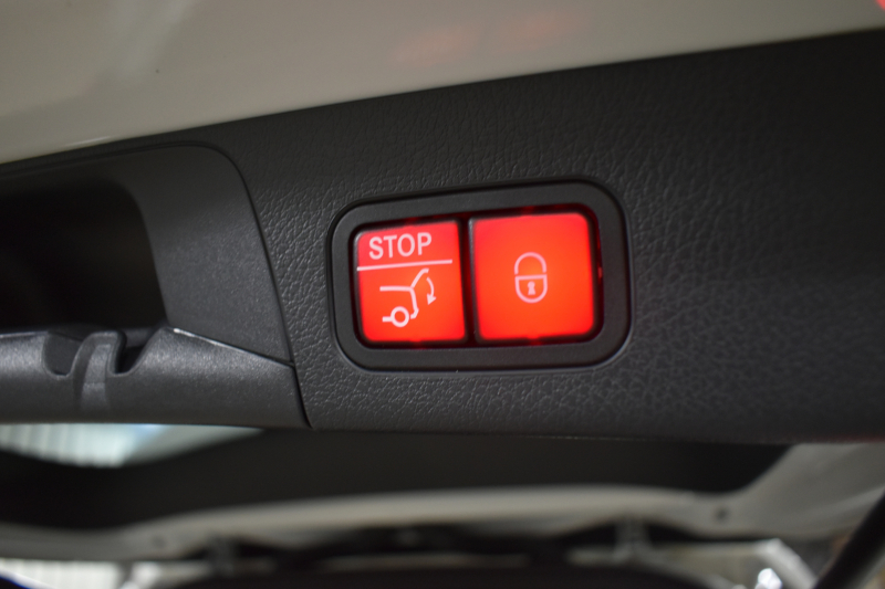 AMG GLB MercedesAMG GLB35 4ﾏﾁｯｸ AMGｱﾄﾞﾊﾞﾝｽﾄﾞ＆ﾊﾟﾌｫｰﾏﾝｽP ﾚｰﾀﾞｰｾｰﾌﾃｨP 1ｵｰﾅｰ 8速 ﾊﾟﾉﾗﾏｻﾝﾙｰﾌ ﾋｰﾀｰ赤/黒革 対話式ﾅﾋﾞ ﾃﾞｨｽﾄﾛ BSM Lｷｰﾌﾟ AMGｴｱﾛ19AW ｷｰﾚｽGO PTS HUD  地ﾃﾞｼﾞﾅﾋﾞ 360ｶﾒﾗ 2年保証