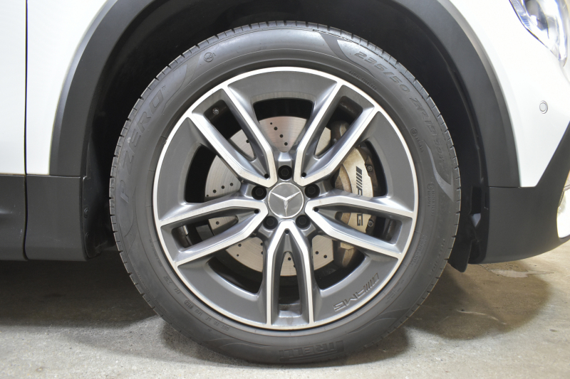 AMG GLB MercedesAMG GLB35 4ﾏﾁｯｸ AMGｱﾄﾞﾊﾞﾝｽﾄﾞ＆ﾊﾟﾌｫｰﾏﾝｽP ﾚｰﾀﾞｰｾｰﾌﾃｨP 1ｵｰﾅｰ 8速 ﾊﾟﾉﾗﾏｻﾝﾙｰﾌ ﾋｰﾀｰ赤/黒革 対話式ﾅﾋﾞ ﾃﾞｨｽﾄﾛ BSM Lｷｰﾌﾟ AMGｴｱﾛ19AW ｷｰﾚｽGO PTS HUD  地ﾃﾞｼﾞﾅﾋﾞ 360ｶﾒﾗ 2年保証