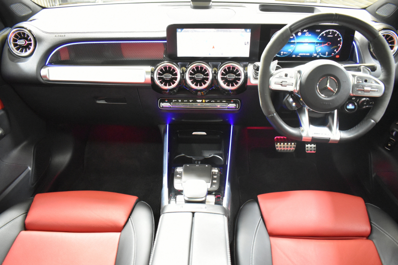 AMG GLB MercedesAMG GLB35 4ﾏﾁｯｸ AMGｱﾄﾞﾊﾞﾝｽﾄﾞ＆ﾊﾟﾌｫｰﾏﾝｽP ﾚｰﾀﾞｰｾｰﾌﾃｨP 1ｵｰﾅｰ 8速 ﾊﾟﾉﾗﾏｻﾝﾙｰﾌ ﾋｰﾀｰ赤/黒革 対話式ﾅﾋﾞ ﾃﾞｨｽﾄﾛ BSM Lｷｰﾌﾟ AMGｴｱﾛ19AW ｷｰﾚｽGO PTS HUD  地ﾃﾞｼﾞﾅﾋﾞ 360ｶﾒﾗ 2年保証