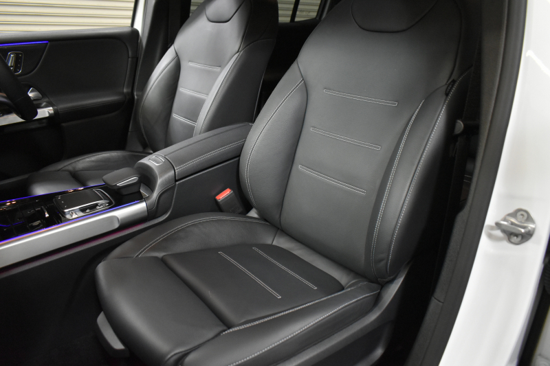 メルセデスベンツ GLB GLB250 4ﾏﾁｯｸ ｽﾎﾟｰﾂ AMGﾗｲﾝ ﾅｲﾄP ﾚｰﾀﾞｰｾｰﾌﾃｨP 黒革 AMGｴｱﾛ20AW MBUXﾅﾋﾞTV 360ｶﾒﾗ ﾃﾞｨｽﾄﾛﾆｯｸ ﾌﾞﾗｲﾝﾄﾞｽﾎﾟｯﾄ ﾚｰﾝｷｰﾌﾟ ｷｰﾚｽGO ﾌｯﾄｹﾞｰﾄ ﾜｲﾔﾚｽﾁｬｰｼﾞ ﾏﾙﾁｶﾗｰｱﾝﾋﾞｴﾝﾄ 3列ｼｰﾄ7人乗 2年保証