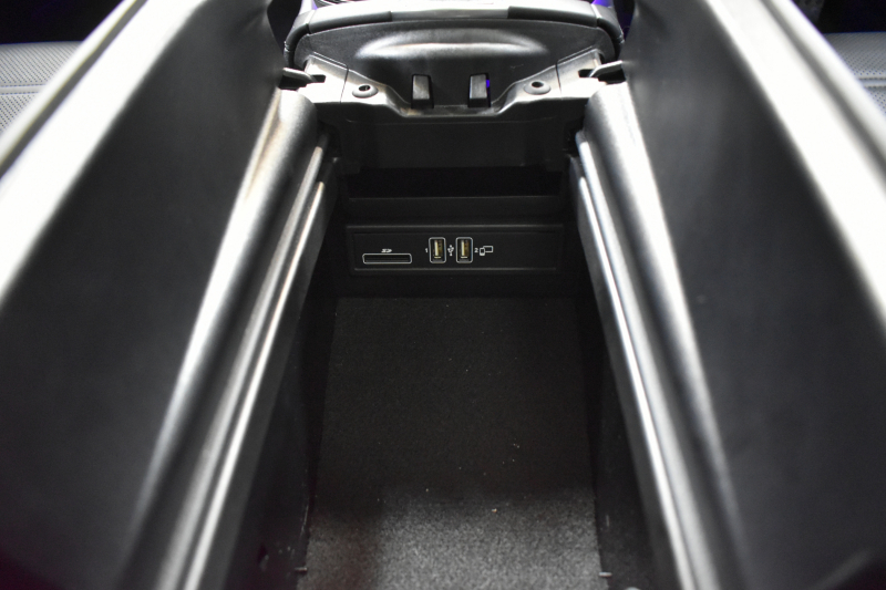 AMG Eクラス E53 4ﾏﾁｯｸ+ ｴｸｽｸﾙｰｼﾌﾞP ﾚｰﾀﾞｰｾｰﾌﾃｨP 3.0ﾘｯﾀｰ/435馬力 4WD ﾊﾟﾉﾗﾏｻﾝﾙｰﾌ ﾋｰﾀｰ/ﾍﾞﾝﾁﾚｰﾀｰ黒革 ﾌﾞﾙﾒｽﾀｰ HUD ﾌｯﾄﾄﾗﾝｸ ﾃﾞｨｽﾄﾛ BSM Lﾁｪﾝｼﾞ AMGｴｱﾛ20AW 地ﾃﾞｼﾞﾅﾋﾞ 360ｶﾒﾗ ｷｰﾚｽGO LEDﾍｯﾄﾞﾗｲﾄ 2年保証