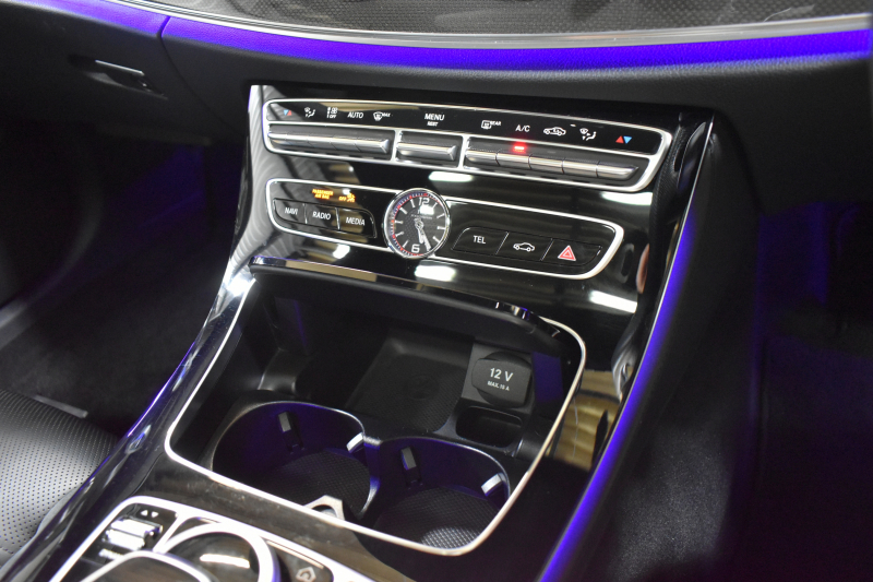 AMG Eクラス E53 4ﾏﾁｯｸ+ ｴｸｽｸﾙｰｼﾌﾞP ﾚｰﾀﾞｰｾｰﾌﾃｨP 3.0ﾘｯﾀｰ/435馬力 4WD ﾊﾟﾉﾗﾏｻﾝﾙｰﾌ ﾋｰﾀｰ/ﾍﾞﾝﾁﾚｰﾀｰ黒革 ﾌﾞﾙﾒｽﾀｰ HUD ﾌｯﾄﾄﾗﾝｸ ﾃﾞｨｽﾄﾛ BSM Lﾁｪﾝｼﾞ AMGｴｱﾛ20AW 地ﾃﾞｼﾞﾅﾋﾞ 360ｶﾒﾗ ｷｰﾚｽGO LEDﾍｯﾄﾞﾗｲﾄ 2年保証