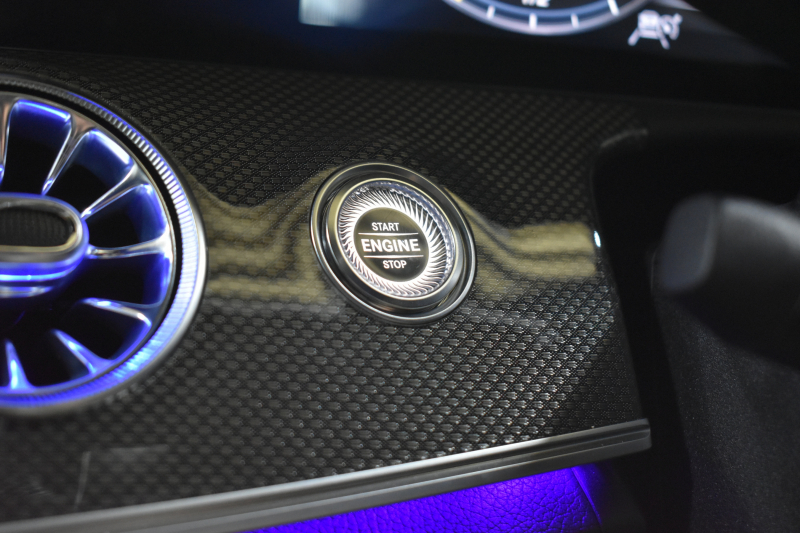 AMG Eクラス E53 4ﾏﾁｯｸ+ ｴｸｽｸﾙｰｼﾌﾞP ﾚｰﾀﾞｰｾｰﾌﾃｨP 3.0ﾘｯﾀｰ/435馬力 4WD ﾊﾟﾉﾗﾏｻﾝﾙｰﾌ ﾋｰﾀｰ/ﾍﾞﾝﾁﾚｰﾀｰ黒革 ﾌﾞﾙﾒｽﾀｰ HUD ﾌｯﾄﾄﾗﾝｸ ﾃﾞｨｽﾄﾛ BSM Lﾁｪﾝｼﾞ AMGｴｱﾛ20AW 地ﾃﾞｼﾞﾅﾋﾞ 360ｶﾒﾗ ｷｰﾚｽGO LEDﾍｯﾄﾞﾗｲﾄ 2年保証