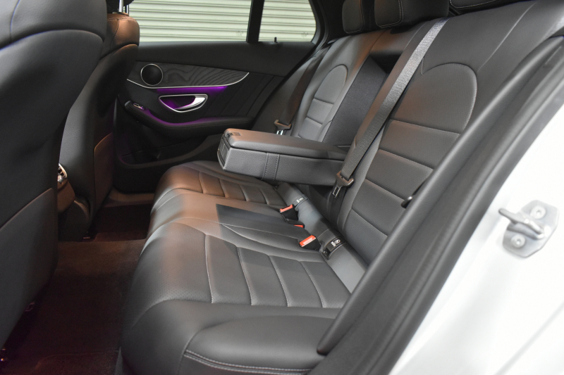 メルセデスベンツ Cクラス C200ﾜｺﾞﾝ AVG AMGﾗｲﾝ ﾚｰﾀﾞｰSP 後期型  9速 ﾐｰｺﾈｸﾄ ﾃﾞｨｽﾄﾛ ﾆｯｸ ﾌﾞﾗｲﾝﾄﾞｽﾎﾟｯﾄA Lﾁｪﾝｼﾞｱｼｽﾄ 誤発進 ﾋｰﾀｰ黒革 AMGｴｱﾛ18AW ｷｰﾚｽGo PTS 電動Rｹﾞｰﾄ 地ﾃﾞｼﾞﾅﾋﾞBｶﾒﾗ 2年保証