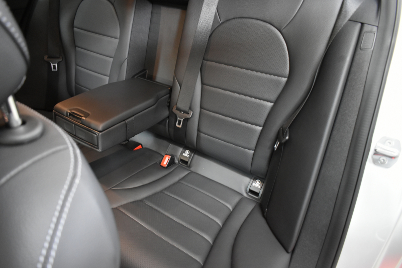 メルセデスベンツ Cクラス C200ﾜｺﾞﾝ AVG AMGﾗｲﾝ ﾚｰﾀﾞｰSP 後期型  9速 ﾐｰｺﾈｸﾄ ﾃﾞｨｽﾄﾛ ﾆｯｸ ﾌﾞﾗｲﾝﾄﾞｽﾎﾟｯﾄA Lﾁｪﾝｼﾞｱｼｽﾄ 誤発進 ﾋｰﾀｰ黒革 AMGｴｱﾛ18AW ｷｰﾚｽGo PTS 電動Rｹﾞｰﾄ 地ﾃﾞｼﾞﾅﾋﾞBｶﾒﾗ 2年保証