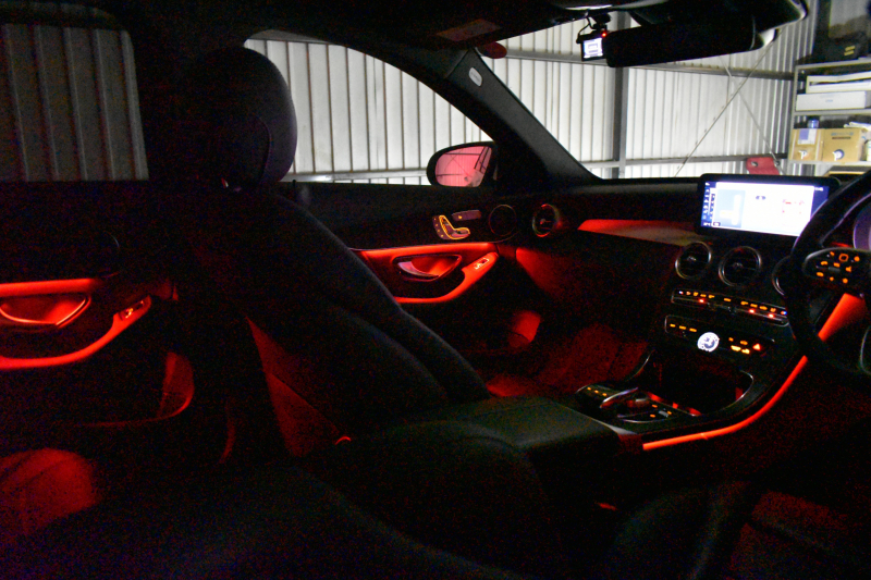 メルセデスベンツ Cクラス C220d AVG AMGﾗｲﾝ  RSP 後期型  ﾃﾞｨｰｾﾞﾙﾀｰﾎﾞ194馬力 燃費18.9km MEｺﾈ 9速 ﾋｰﾀｰ黒革 ﾃﾞｨｽﾄﾛ BSM LﾁｪﾝｼﾞAMGｴｱﾛ18AW ｷｰGO PTS 地ﾃﾞｼﾞﾅﾋﾞBｶﾒ 2年保証