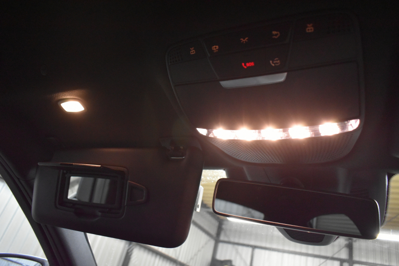 メルセデスベンツ Cクラス C220d AVG AMGﾗｲﾝ  RSP 後期型  ﾃﾞｨｰｾﾞﾙﾀｰﾎﾞ194馬力 燃費18.9km MEｺﾈ 9速 ﾋｰﾀｰ黒革 ﾃﾞｨｽﾄﾛ BSM LﾁｪﾝｼﾞAMGｴｱﾛ18AW ｷｰGO PTS 地ﾃﾞｼﾞﾅﾋﾞBｶﾒ 2年保証